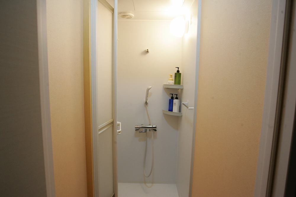 シャワールーム２室（宿泊専用）