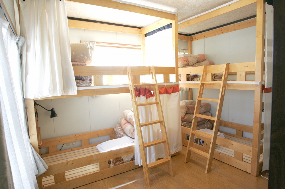 Bunk Bed in Mixed Dormitory Room 